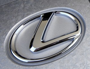 LEXUS